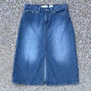Vintage 1990’s era Gap Jean skirt size 2